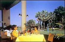 The Imperial Lake View Hotel &amp; Golf Club Cha Am - Restaurant
